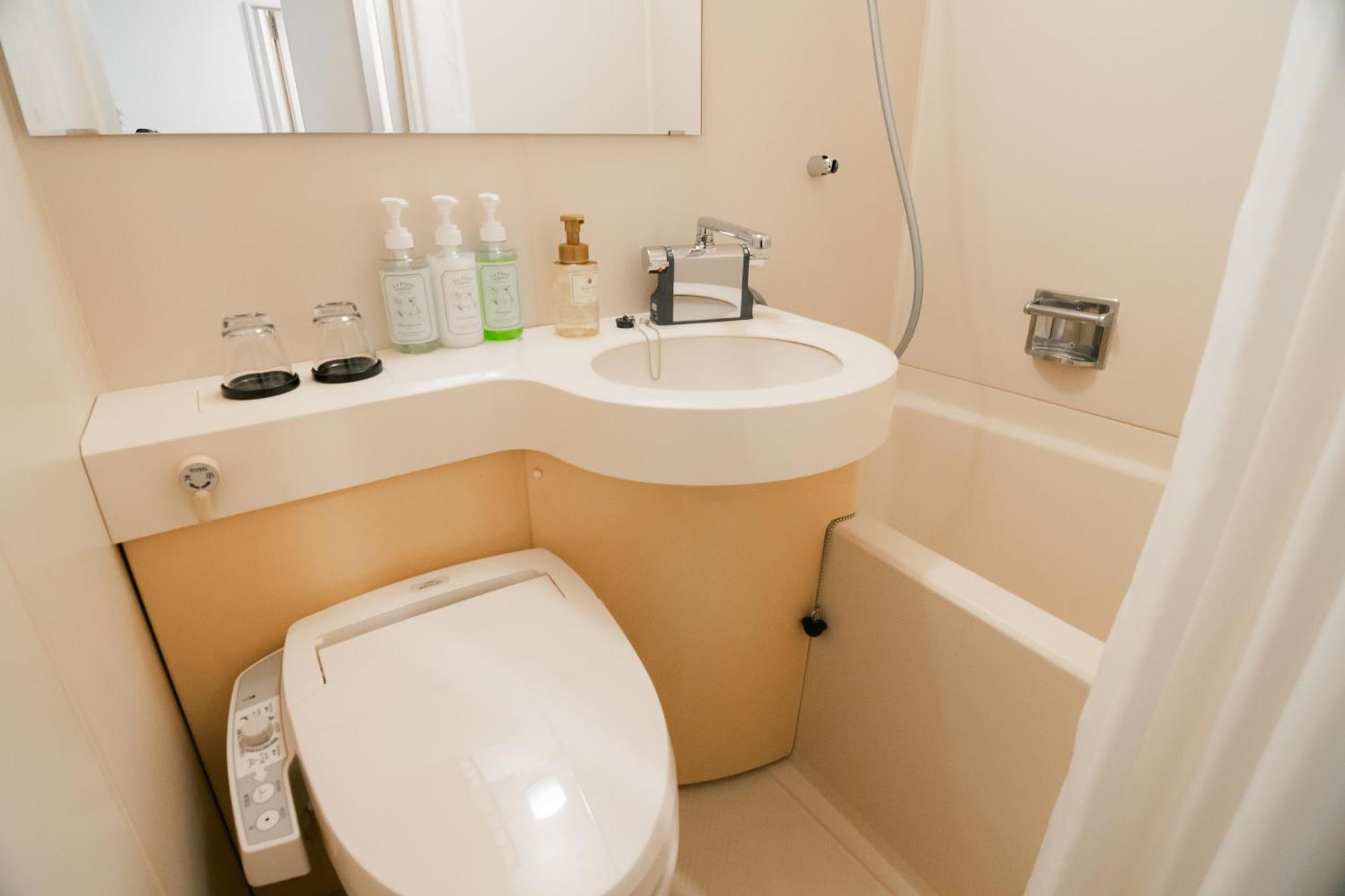 Quintessa Hotel Chiba Funabashi Buitenkant foto