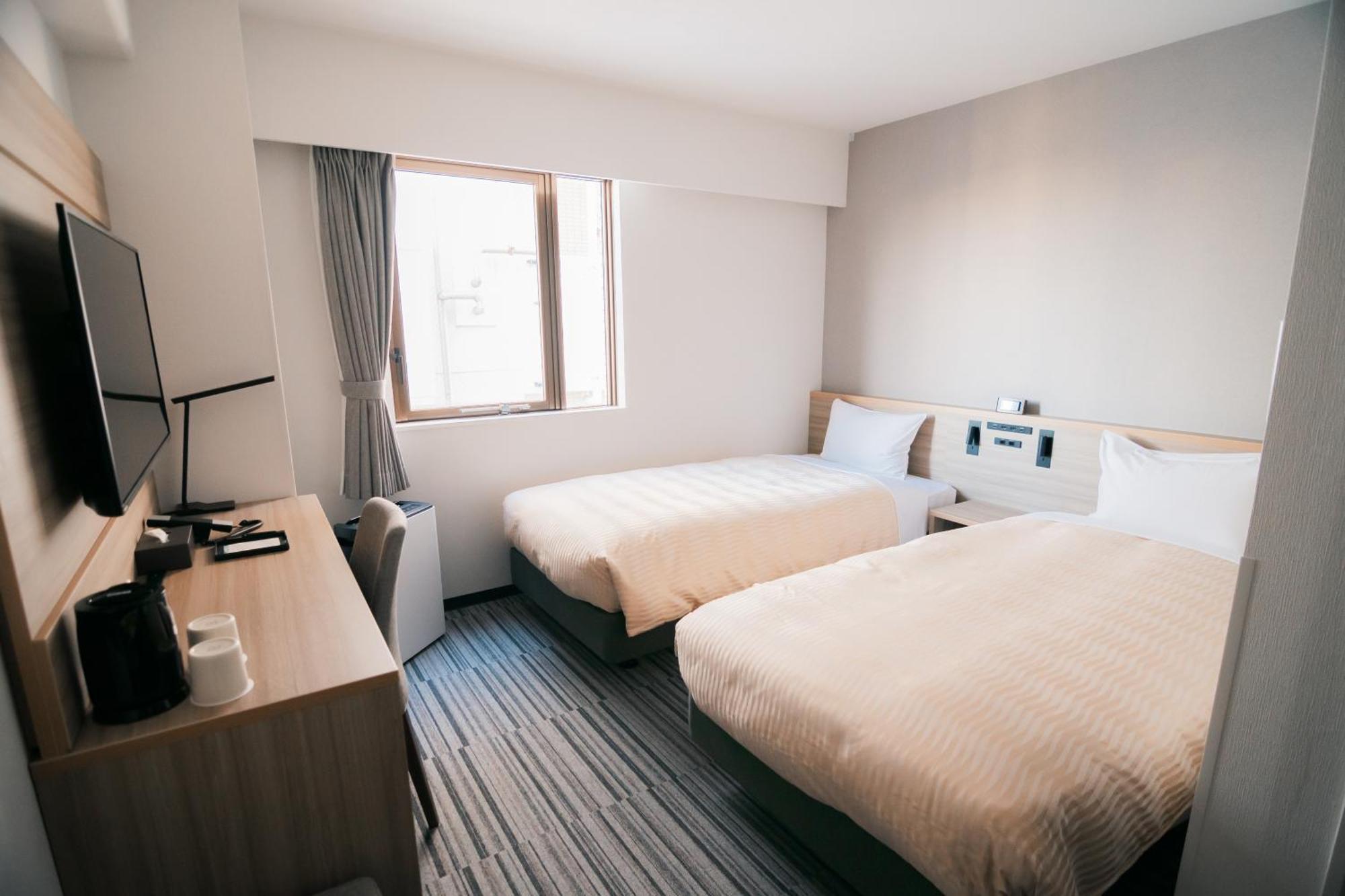 Quintessa Hotel Chiba Funabashi Buitenkant foto